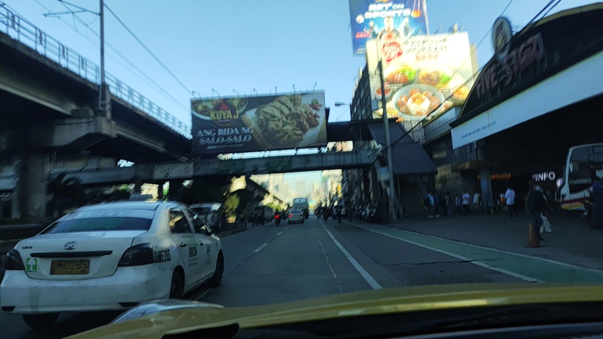 Check point NB EDSA Cubao expect heavy traffic from NB EDSA White Plains to Cubao <a href="/MMDA/">Official MMDA</a>