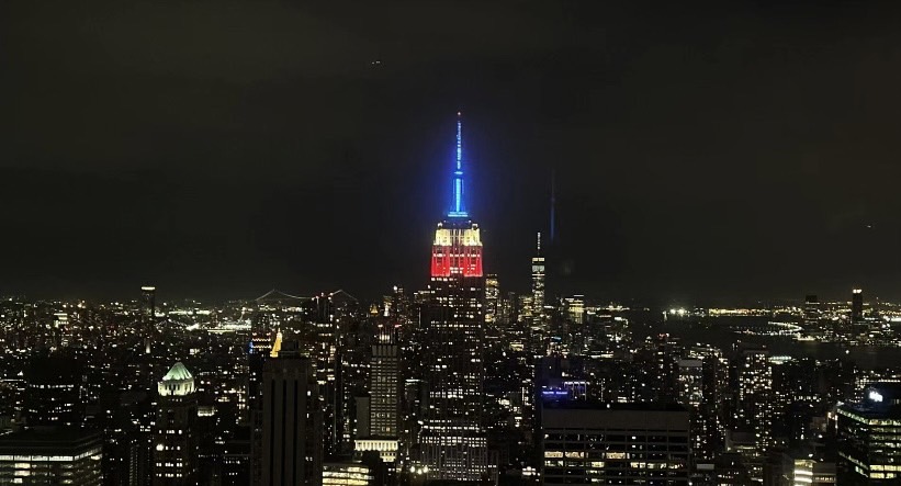 arrapot18's tweet image. The Empire State Building is so beautiful at night, during the day you can only see its architecture, it has witnessed a great change in New York City #skyline #Empire State Building