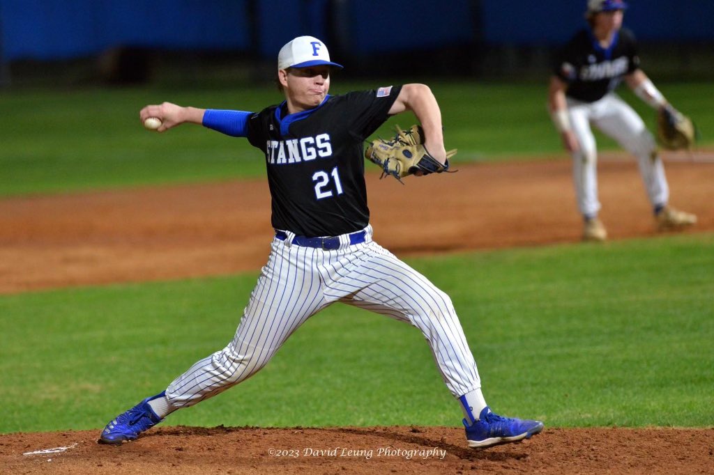 houston_rhodes's tweet image. I am blessed to announce that I will be continuing my academic and athletic career at the University of St. Thomas. I would to thank God, my family, my friends, and all my coaches who supported me.