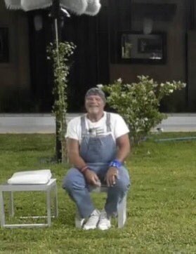así estoy esperando que empiecen a subir videos del show de taylor swift