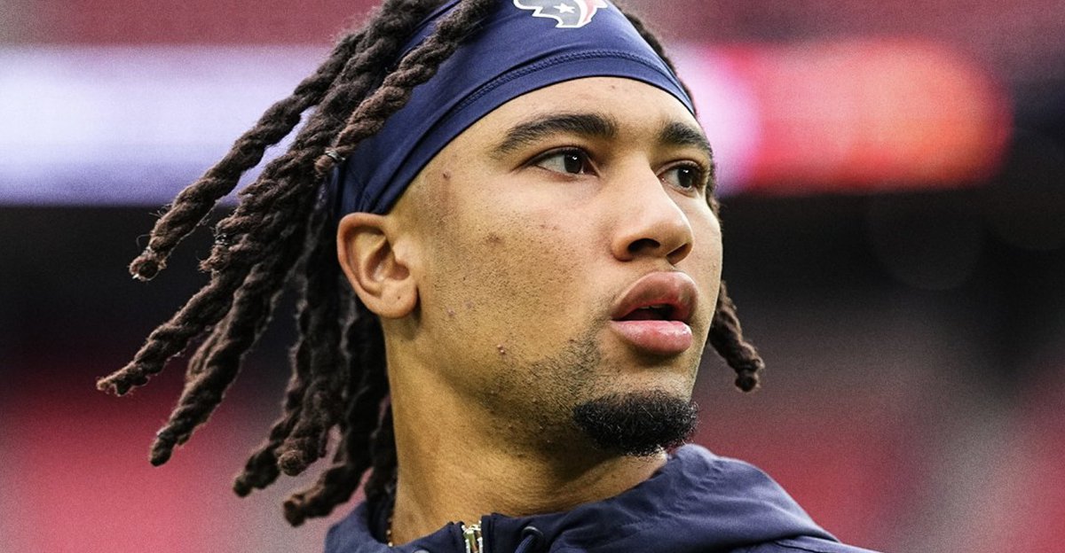 CJ Stroud’s father, Coleridge Bernard Stroud III, has not been able to see Stroud play ONCE during his time at Ohio State or as a Texan.

Stroud’s father is currently serving a 38-year sentence and isn’t eligible for parole until 2040, when Stroud’s career will likely be over.