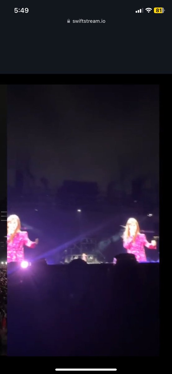 TSwiftWiki's tweet photo. NEW THE MAN JACKET #BuenosAiresTSTheErasTour https://t.co/6jJwTG473r
