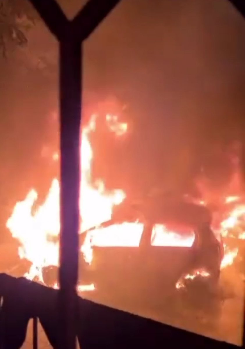 A short while ago, the Israeli occupation army bombed Al-Rantisi Hospital, and fires broke out in the lower floors.

#Israel_is_terrorist
#CeasefireForGaza
#CeasefireNOW 
#FreePalestine #Palestine #GazaGenoside #IsraelTerrorism #Hamas