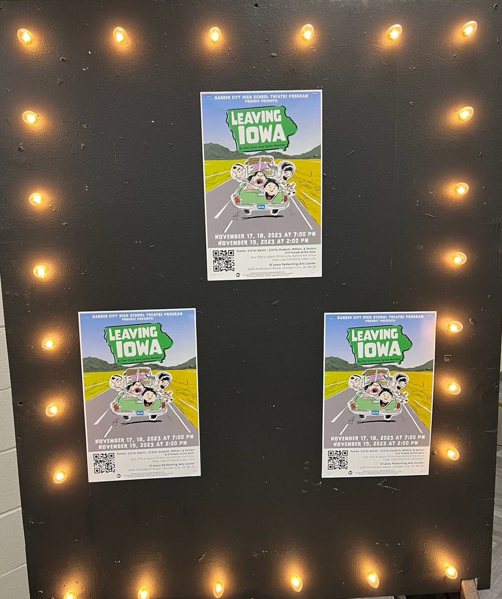 GCTheatreProgra's tweet photo. Did you catch our advertisement for ‘Leaving Iowa’ at parent teacher conferences? 

Thank you Sherri Frost for the picture! 

Don’t forget ‘Leaving Iowa’ opens next Friday night at 7pm.

You can buy your tickets now ➡️ https://t.co/BloYkmnyW0 https://t.co/eFnM6Gheaz