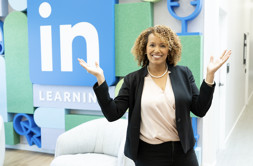 I'm thrilled to announce the release of my brand-new #LinkedInLearning course: Active Listening for Better Leadership Communication! 🌟 

If you've ever wondered what 'active listening' is from my perspective, then this course is for you! 

The link to the course is below. 👇🏽