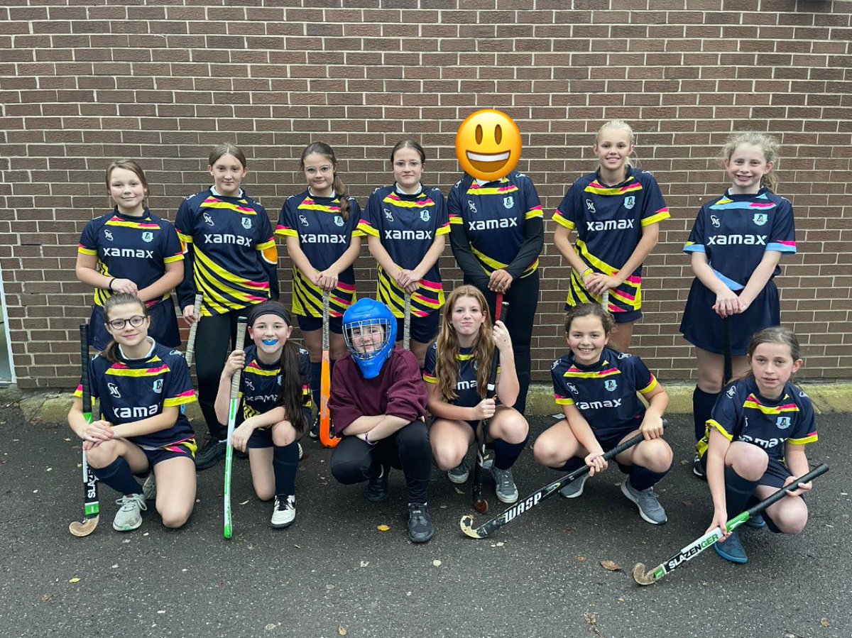 KettlethorpePE's tweet image. First y7/8 hockey game against WGHS. 2 teams, played 3 games each. Unfortunately lost but great teamwork. Players of the matches were Beth And Reese.