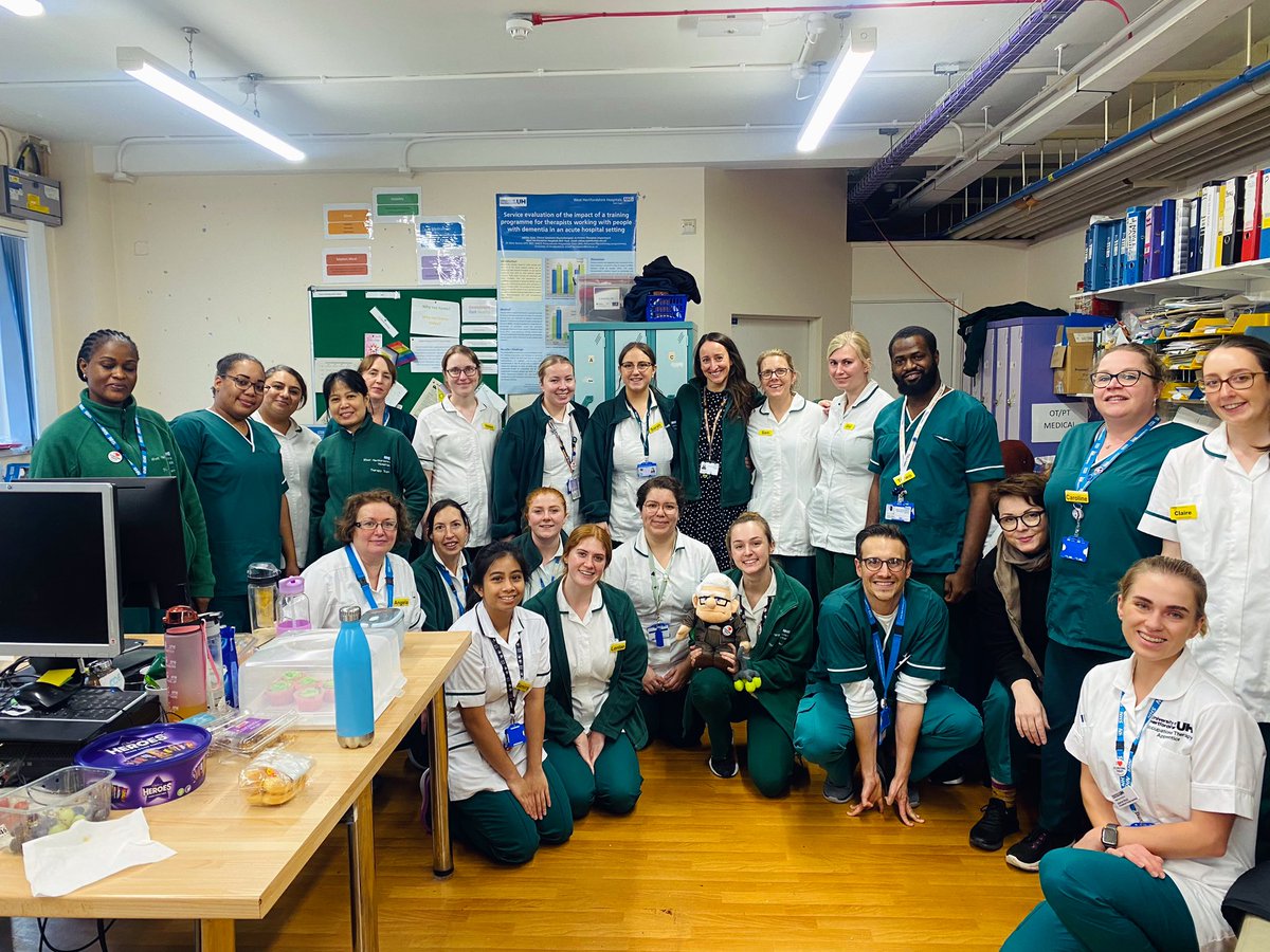 Claire Cutting tweet media