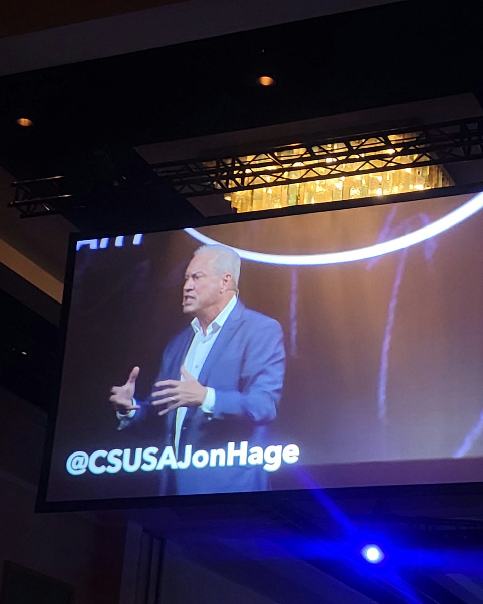 MrsYanson's tweet photo. Educational motivation @CSUSAJonHage @HHCS_Hawks #csusa25 https://t.co/LQzojoNIJj