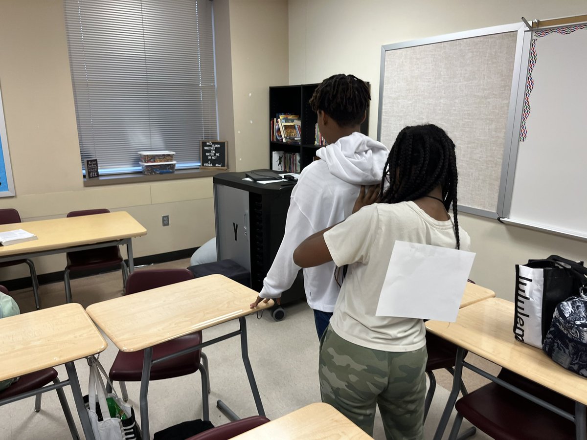 Mrs.White tweet media