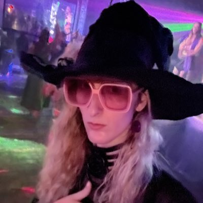 I&rsquo;ll put a spell on u  #NewProfilePic https://t.co/uz0Nx9qei4<a href="/tag/newprofilepic"class="tags">#NewProfilePic</a>