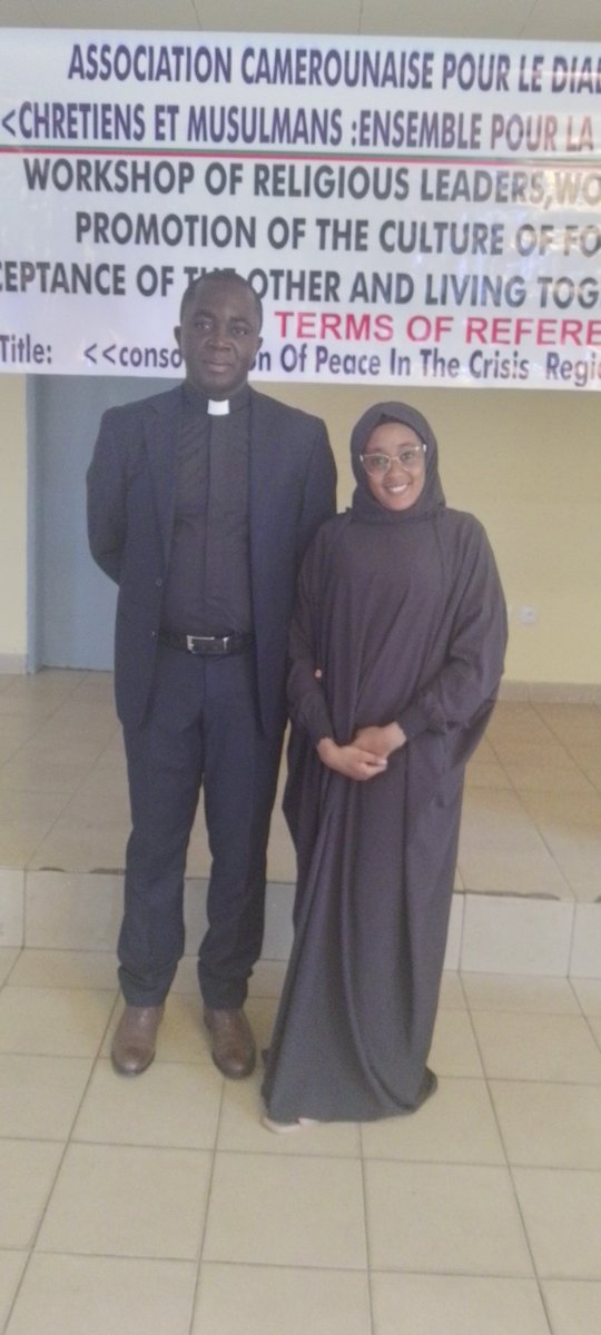 AbdouHussaina's tweet photo. It was an honor being part in an empowering seminar in South West region which explored forgiveness, tolerance, and peaceful coexistence. Religious leaders, women, and youths united for a harmonious community. #ACADIR #Peacebuilding #UnityInDiversity
@defyhatenow
@civic_watch https://t.co/194nx2PUij