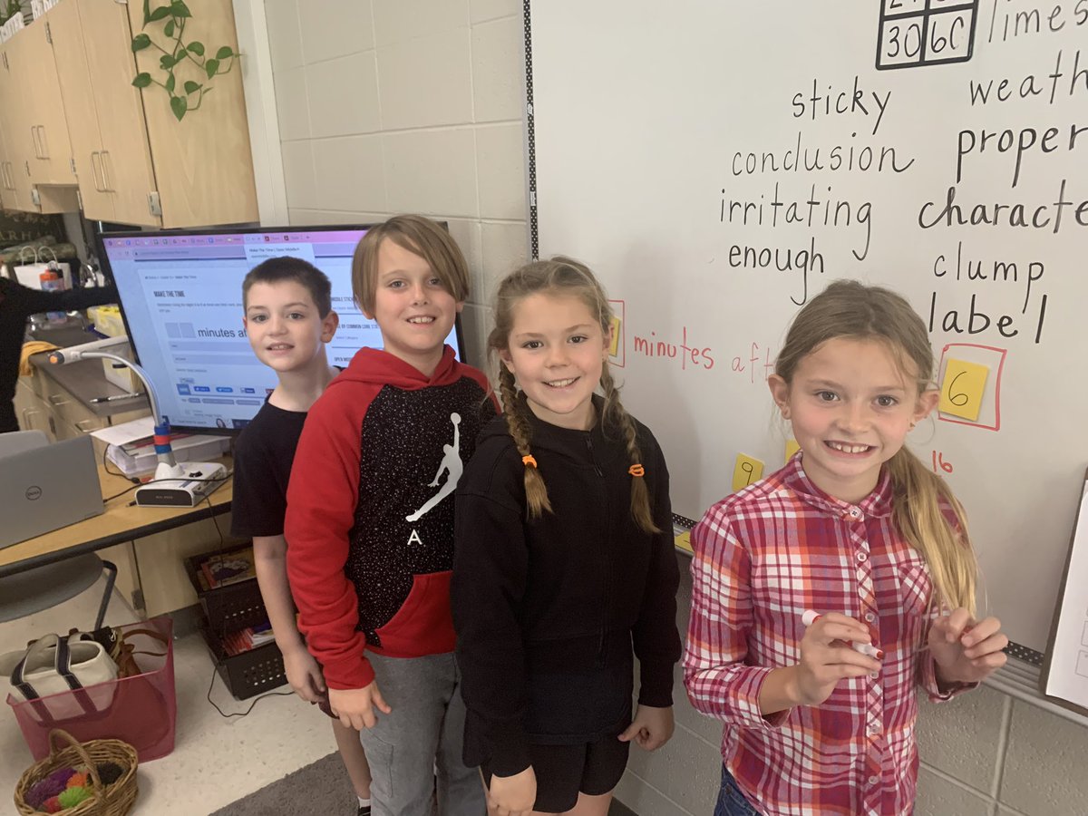 MMathematicians's tweet photo. The #MoranMathematicians love the Open Middle problems to find that sometimes there is more than one answer to a problem. I spy patterns @summitbees with @TracyGMoran. https://t.co/CKSXHLT8Ue