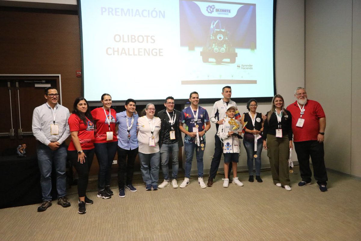 ¡BRAVO VENEZUELA! 

Sebastián Acevedo se alzó con el 1er Lugar en el Premio Olibots Challenge Primaria en la Olimpiada Mundial de Robótica en Panamá 2023.

Su propuesta para una ciudad sustentable le hace merecedor de este importante premio internacional que aplaude todo el país