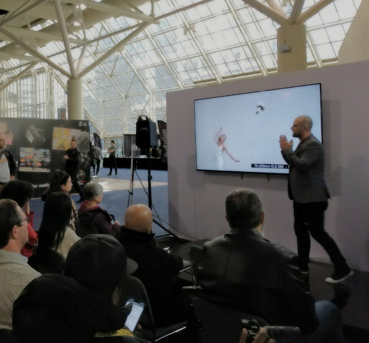 mhdodick's tweet image. Always learn something useful at #ProFusion Expo from @vistek. Imagery is essential to #ContentCreation and to reaching your target audiences. Curious why I haven't seen anything about the  impact of #ArtificialInteligence on #photography yet(?).