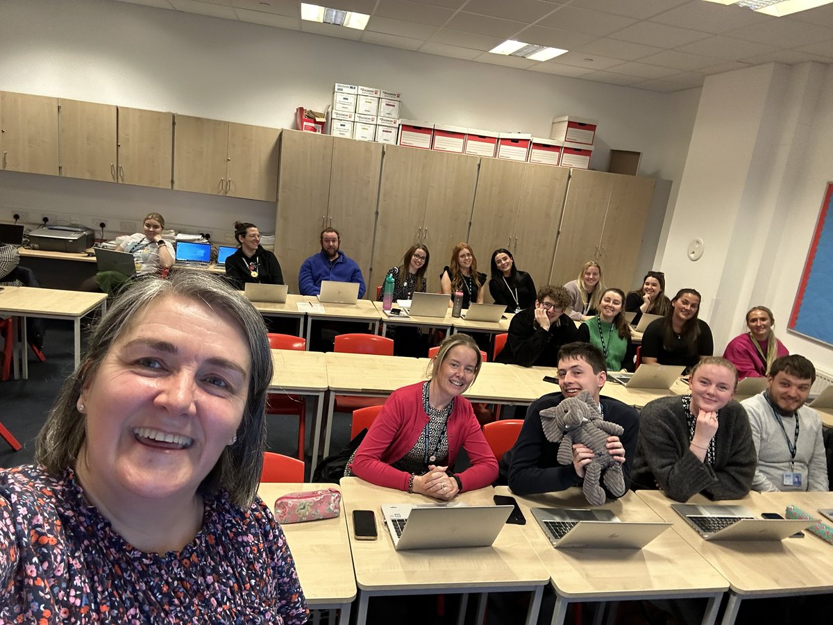 AJOBPickard's tweet image. Ellie &amp;amp; I finished off today talking about @MSEducationUK #LearningAccelerators to our wonderful @southayrshire NQTs. We can’t wait to hear how they get on with them in their classes ☺️ Ellie loves the feelings monsters in #Reflect @ElliePrimary1 #WhereIsEllie #ReachingTheWorld