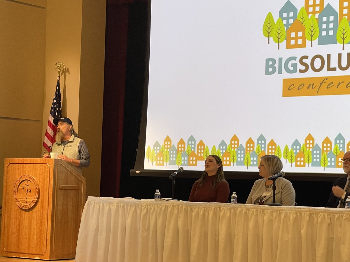 CoalfieldWV's tweet image. Great panel discussion moderated by @DaveTrippinWV about the importance of apprenticeships here in the Mountain State. 

2023 Small Communities BIG Solutions