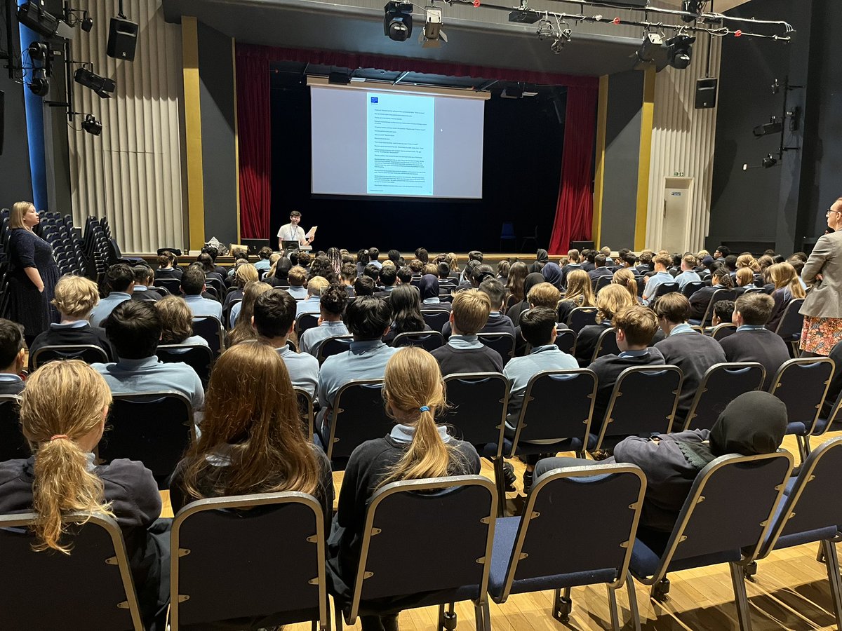 Fantastic to have a visit from the National Literacy Trust today to launch a writing project which year 8 will take part in. Haunted Birmingham tales coming soon!! We can’t wait to see what you’ll come up with QB 🧟‍♀️🧙🏿‍♂️👻☠️ #hauntedbirmingham @Literacy_Trust