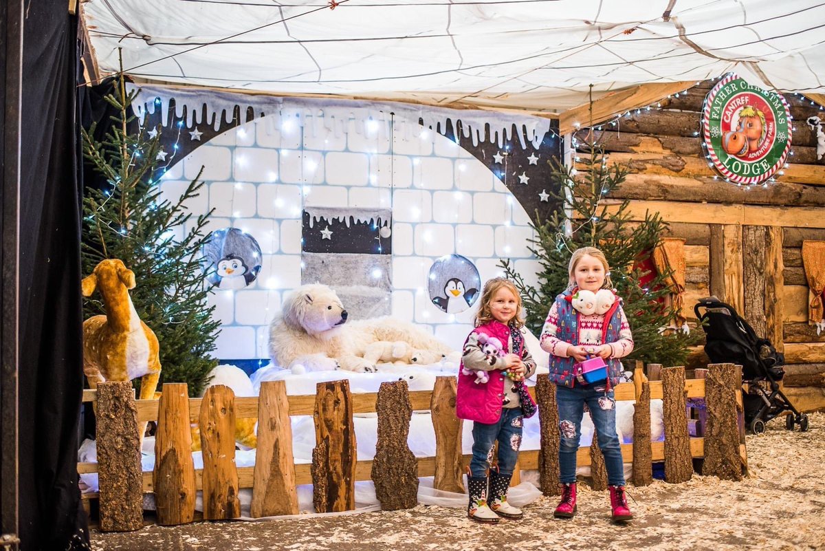 Make Your Santa Visit Unforgettable at Cantref

Why choose Cantref for your Santa visit? Because we offer more than just a meeting with the man in red. It's a full-on festive adventure for the whole family! From Santa's Grotto to festive shows, party games and more #santasgrotto