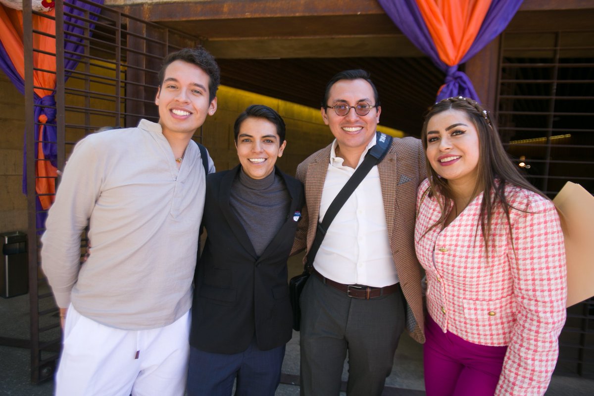 JesusRosalesReg's tweet photo. ✅Que este premio sirva para seguir estimulando la participación de más mujeres y hombres jóvenes en la transformación de nuestro Estado de #Morelos. 😉✌️

¡Juntos por amor a Cuernavaca!❤️🤝🤓
#JesusRosalesRegidor #JóvenesMorelenses #PremioEstatalDeLaJuventud #Juventud https://t.co/ntUh9e82em