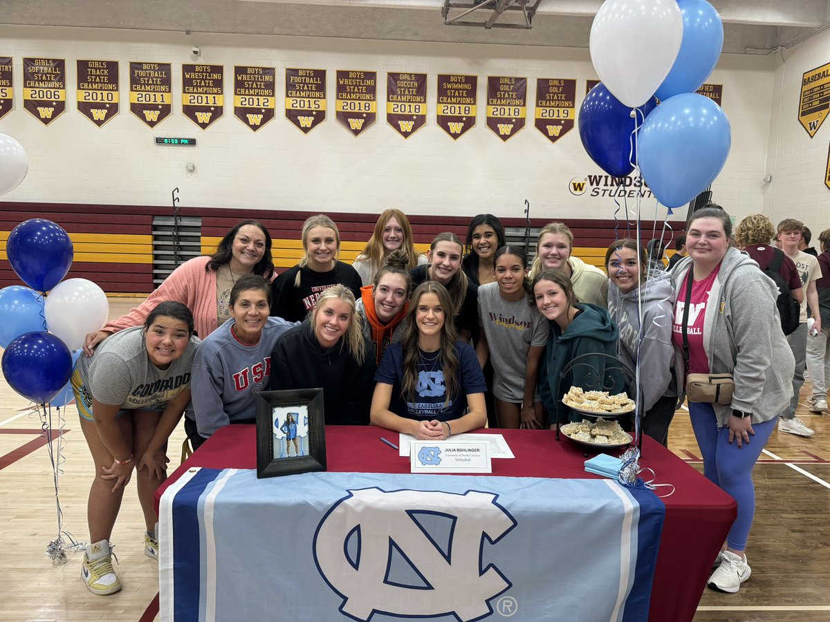 Congratulations to #6 Julia Bohlinger on her NLI signing! We R proud of you…Great things ahead for #6 #NCVBALL #windsorpride <a href="/WHSBoosterClub/">WHS Booster Club</a> <a href="/Wiz_rdAD/">Wizard Athletics</a> <a href="/weldre4supt/">Superintendent Scallon</a>