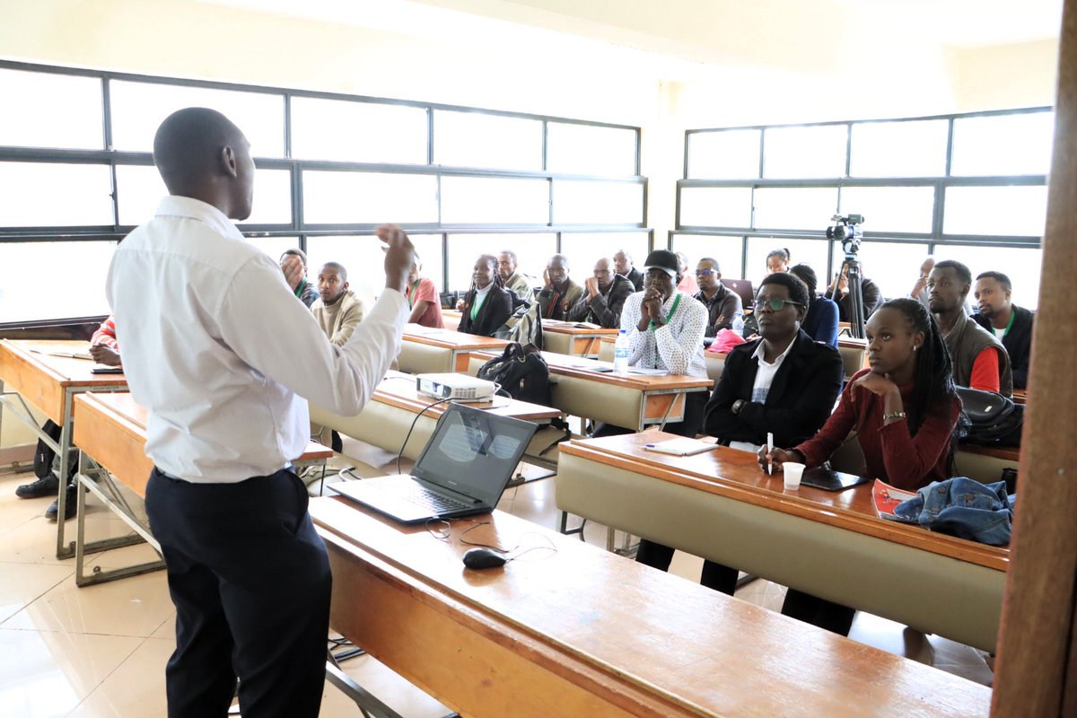 DeKUTkenya's tweet image. Day two of the 7th DeKUT International Conference on Science, Technology, Innovation and Entrepreneurship.

 #DeKUTConference #STIandE #ScienceAndTechnology #Innovation #Entrepreneurship #Sustainability #development
