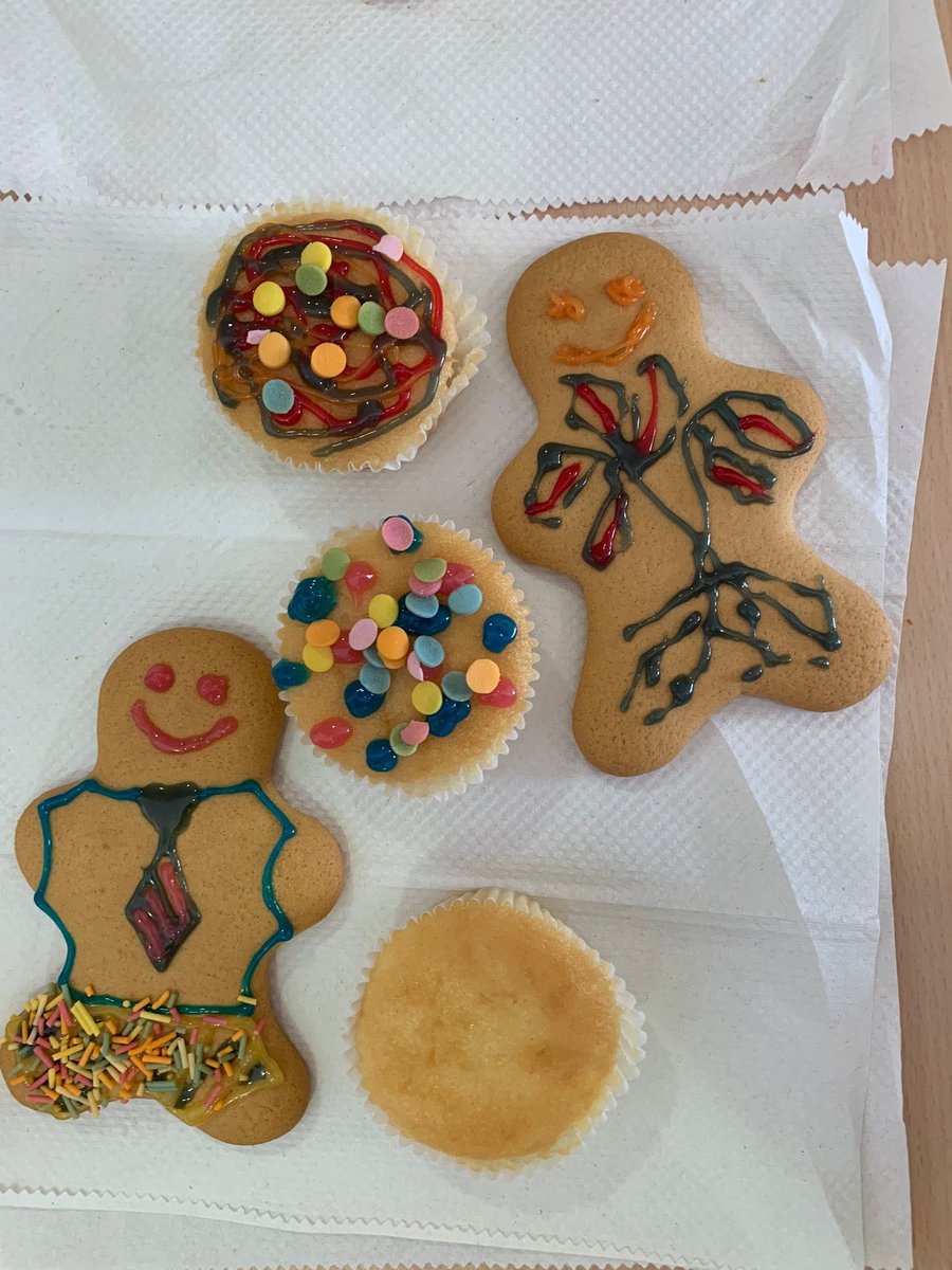 #HelloMyNameIs Lilly OT 💕 tweet media