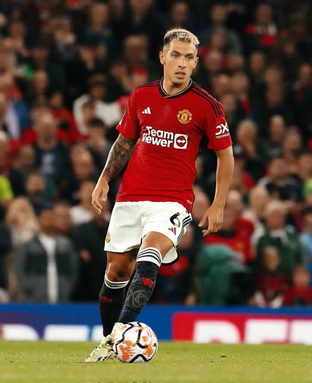 MrManUnitedd's tweet image. Like and Retweet if you miss him

@LisandrMartinez ❤️