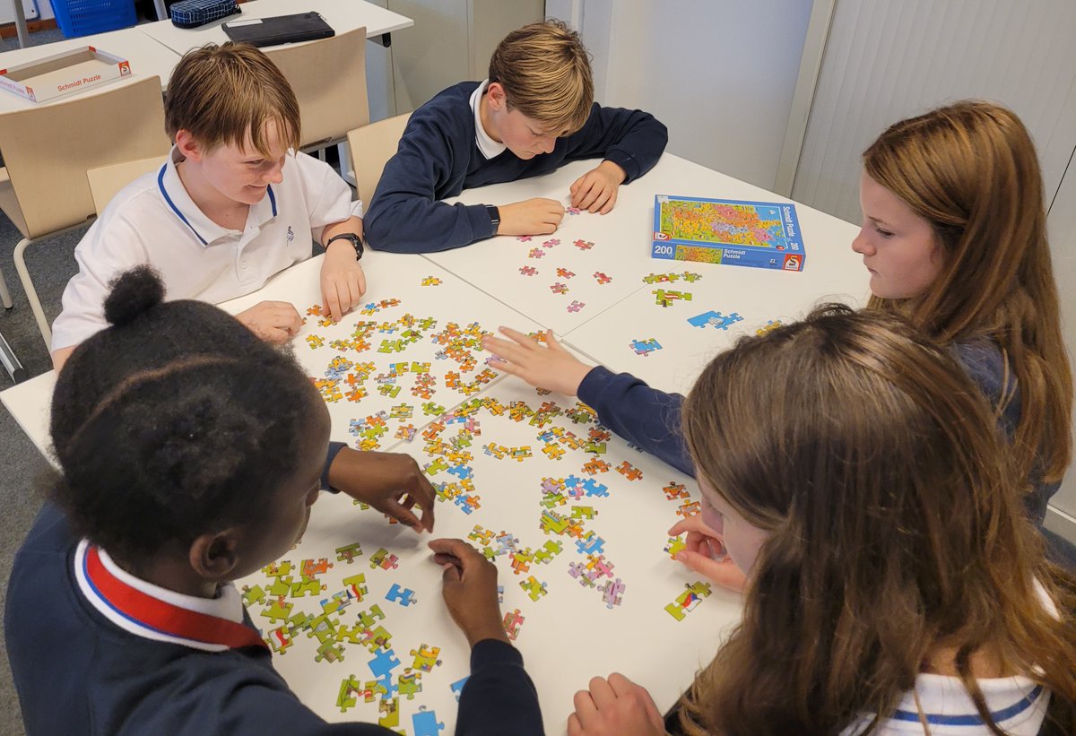 BSN Modern Languages tweet media