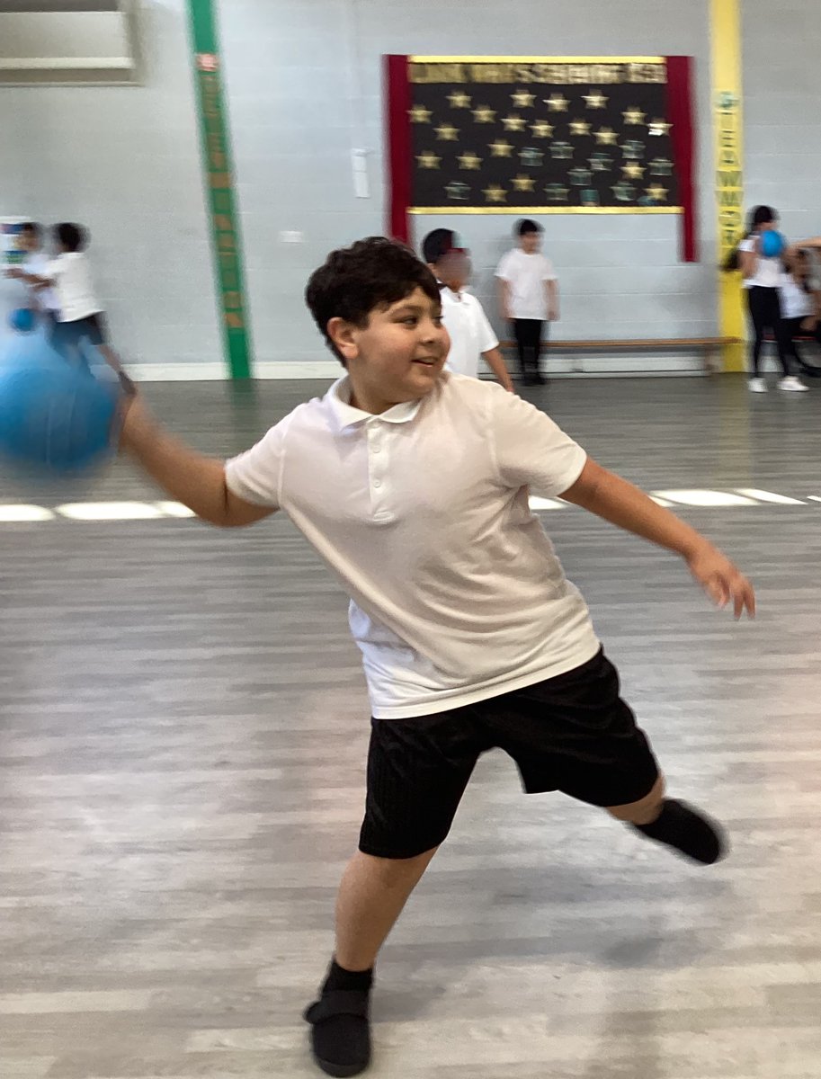 Active starter and practising our gymnastic sequences! #bgpspe #bgpssport