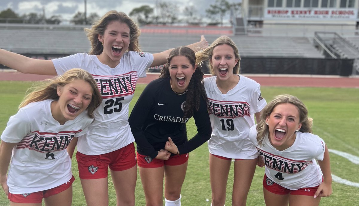 GAME DAY! 
⚽ 7:20 p.m. 
📍 Bishop Kenny
🆚 Oakleaf 
🎟 Tickets: gofan.co/event/1126602?…