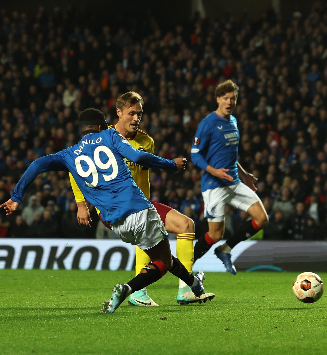 Danilo Pereira 🥵

#UEL
