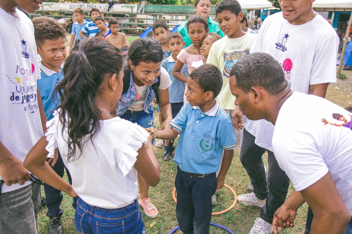 ✨Solo felicidad y amor compartimos hoy con los niños y niñas del corregimiento de Las Palomas. 

Durante la jornada; jugamos, realizamos manualidades y fortalecieron sus valores, a través de iniciativas que promovieron el compañerismo, la amistad y el amor a sus seres queridos.
