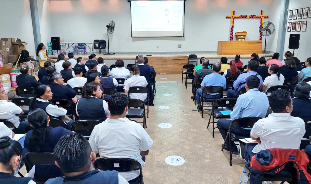 Juris01_VC's tweet photo. La #JSVC llevó a cabo una capacitación dirigida al personal de las #BrigadasTerritorialesPorLaSalud (BTS) sobre los lineamientos generales 2023, Temporada Invernal, así como el impacto de las enfermedades Influenza, Streptococcus Pneumoniae y Rotavirus. https://t.co/CUffcQo1rc