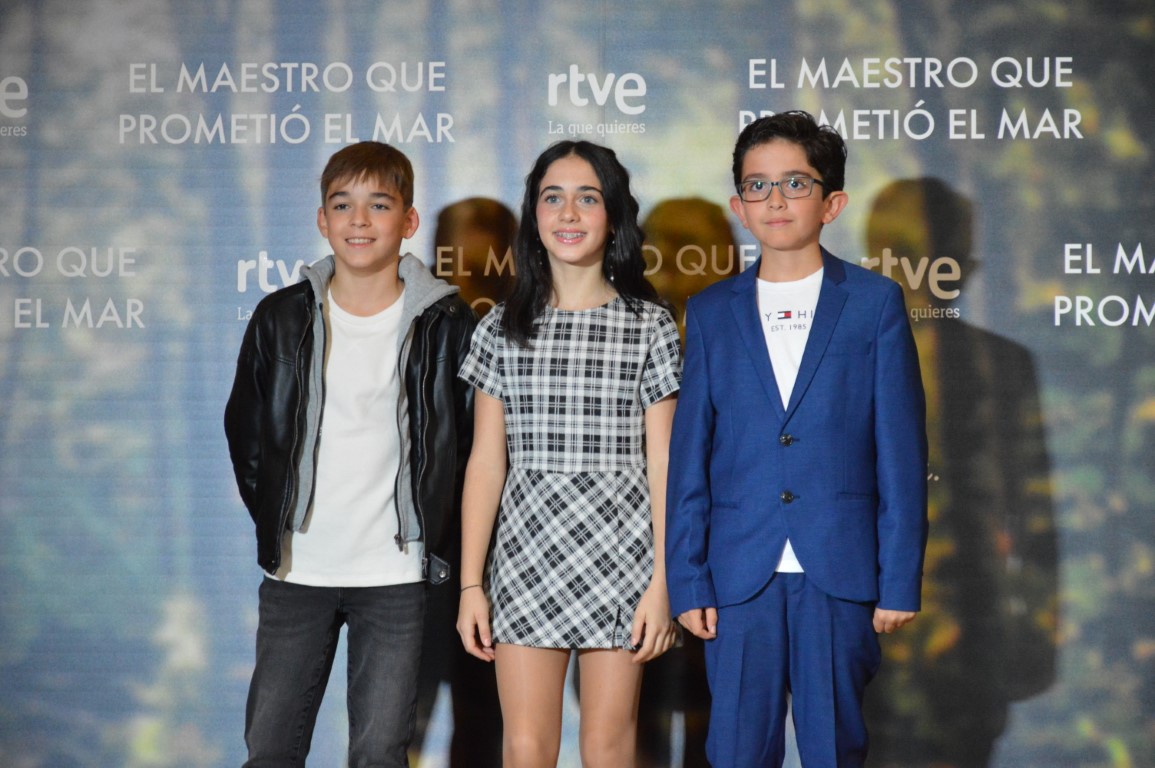 pizzafilmsBlog's tweet photo. Mañana llega a los cines #ElMaestroQuePrometióElMar
 https://t.co/2ZMKroVbCJ @filmax https://t.co/WJwm32Fym7
