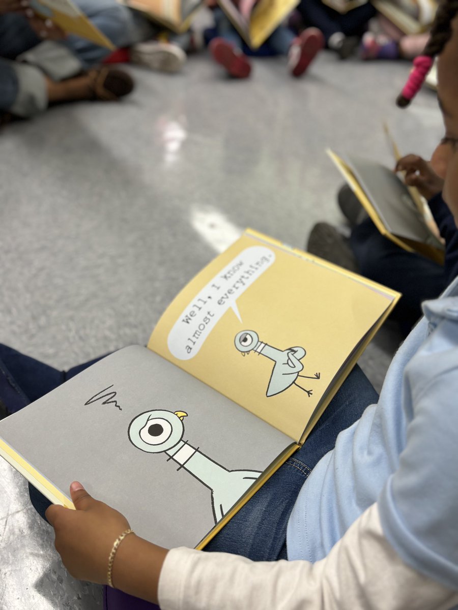 46TappanLibrary's tweet photo. “Rob!nHood Library Club” a literary conversation with 1st graders featuring “The Pigeon Has to Go to School!” By Mo Willems 
#HomeLibraries #ArthurTappanReads #RobinHoodLibrary @psms46Harlem @LMitchellPSMS46 @APWardlow @DrHazell20 @SeanLDavenport @District5NYC @nypl @nycsla https://t.co/c2abHWEfOU
