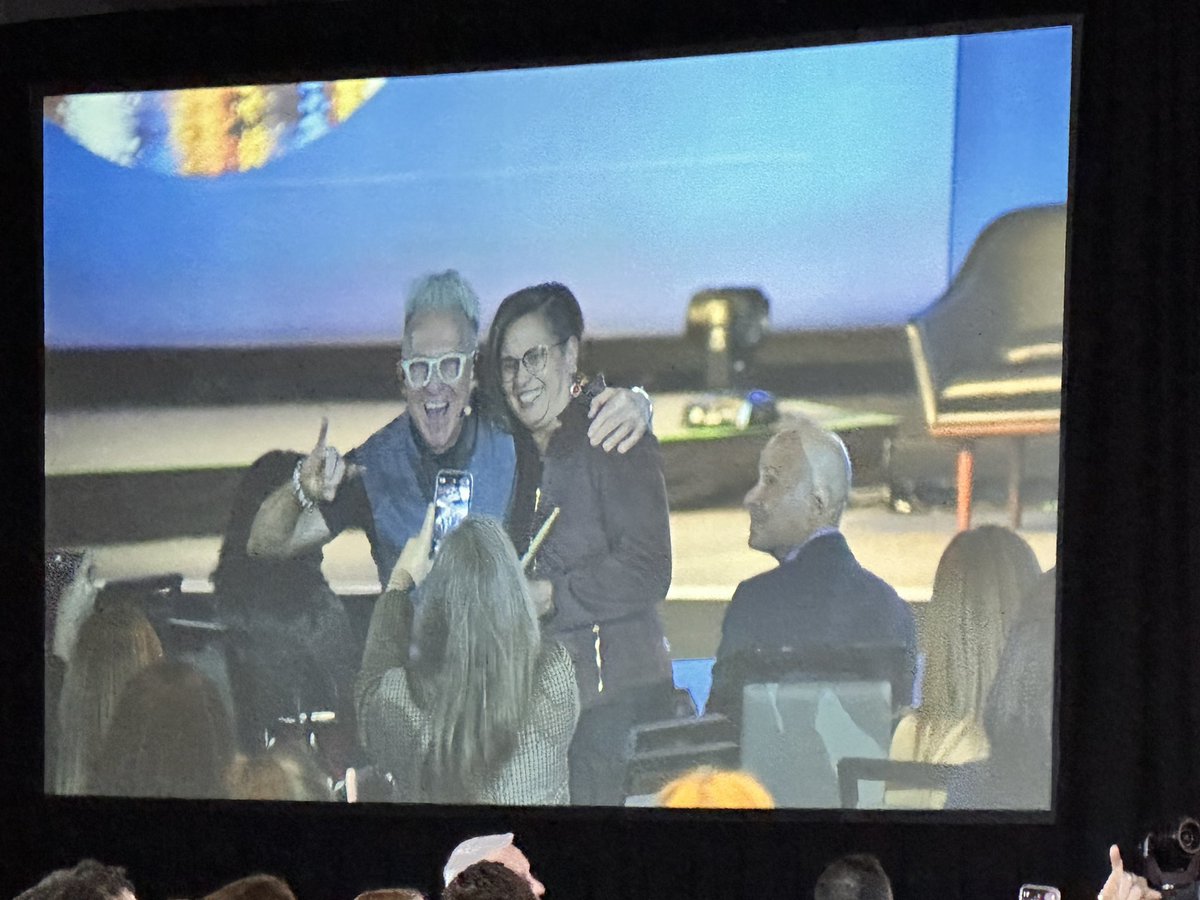 “Love getting to interact with the audience during Hacking The Rockstar Attitude keynote.  You never know what people will say and this is honestly one of my favorite moments!  So grateful to be able to meet awesome people!” 

#ExistLoudly 🤟

#keynotespeaker #drummer
