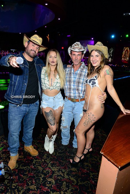 "Buck It" night at Dames n Games. Photos by Chris Brody. https://t.co/qR8BBRLFqg