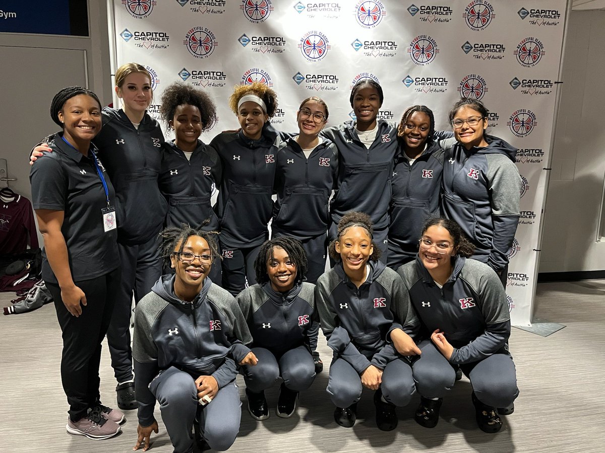 Bubblestickle06's tweet image. @KHSLadyRooBball Let&apos;s go Lady Roos!!! Austin Tournament!!!