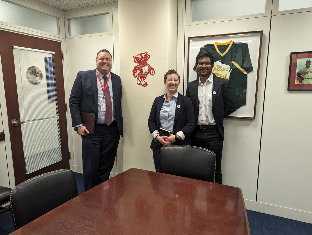 bick_emily's tweet photo. Thanks so much to Chelsea Blink from @MarkPocan's office, Scott Rausch from @RonJohnsonWI's office, and Melanie Erzin from @SenatorBaldwin's office for meeting the @UWMadison delegation #EntVocate-ing on behalf of @EntsocAmerica https://t.co/T6trwOsK1G