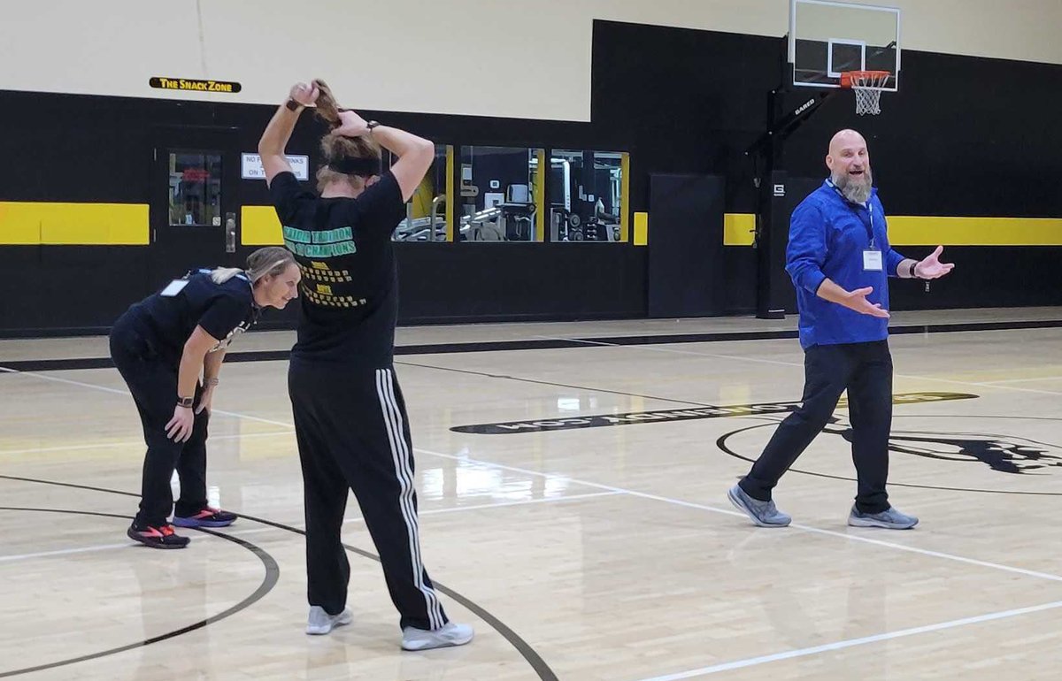 IHTSpirit's tweet image. Had a great time today with all of the hard-working teachers attending @IndianaSHAPE. Thanks also to Todd France of Southside HS (@FWCommSchools) for leading attendees through an informative exploring #phsyed with the #IHTZONE heart rate monitor.
