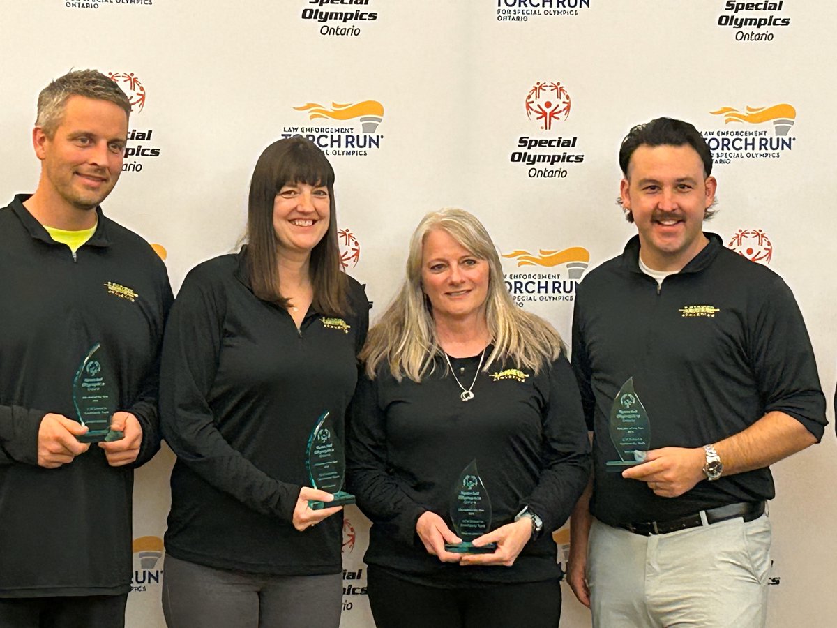 Limestone District School Board (@limestonedsb) on Twitter photo Congratulations to the <a href="/LCVI_LDSB/">Loyalist C.V.I.</a> School to Community teachers who were recently awarded the Educators of the Year Award from <a href="/SOOntario/">Special Olympics Ontario</a>! Recipients are Jordan DeRooy, Beth Lyons, Sharon Amsden, Ben Draper, and Kelly Donnelly Miklas. #TeamLDSB Congratulations to the <a href="/LCVI_LDSB/">Loyalist C.V.I.</a> School to Community teachers who were recently awarded the Educators of the Year Award from <a href="/SOOntario/">Special Olympics Ontario</a>! Recipients are Jordan DeRooy, Beth Lyons, Sharon Amsden, Ben Draper, and Kelly Donnelly Miklas. #TeamLDSB