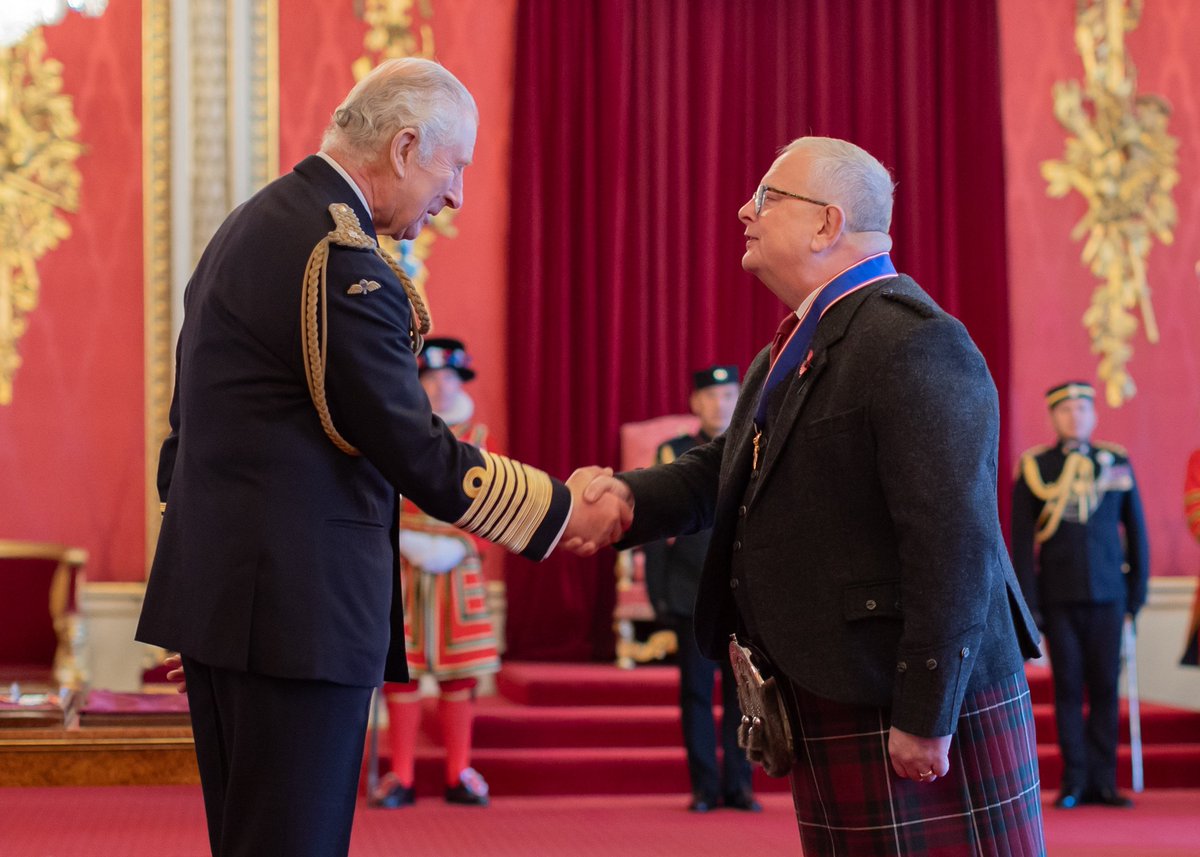 LyonCourt's tweet image. On the 8th November the Lord Lyon was invested by the King in the Throne Room of Buckingham Palace as a Commander of the Royal Victorian Order.