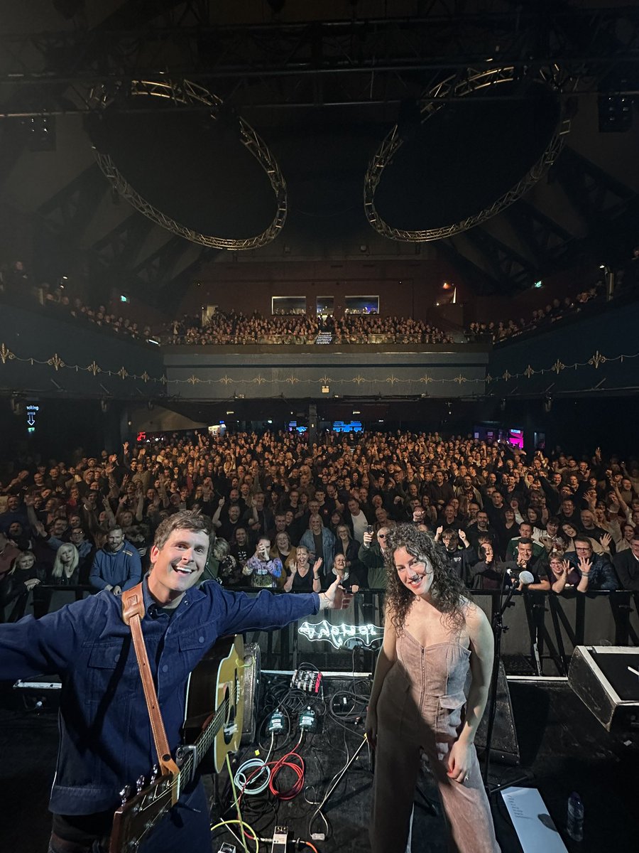 TomSpeightMusic's tweet photo. Thank You Leeds 🤍 x https://t.co/FOBZdjSe9x