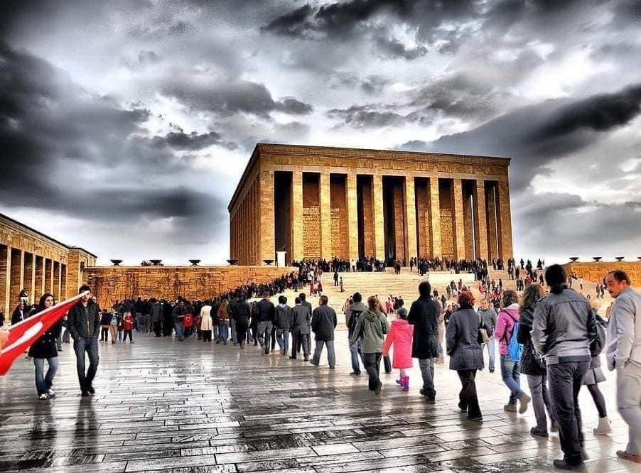 Saygı, sevgi ve özlemle..

1881-193♾️   #10Kasim