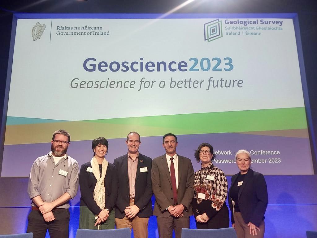GeolSurvIE's tweet photo. Geological Survey Ireland held #Geoscience2023 - Geoscience for a better future, in @dublincastleOPW on Tuesday, 7/11. It brought together partners from 14 organisations & 2 @Dept_ECC divisions to discuss current progress in coastal change, geothermal, groundwater, & minerals. https://t.co/2nJdDq8pqQ