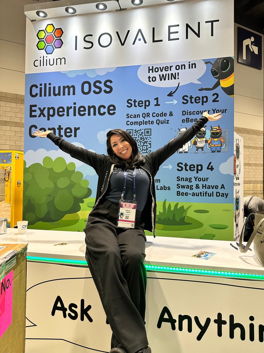 Erica Parker 🐝 tweet media