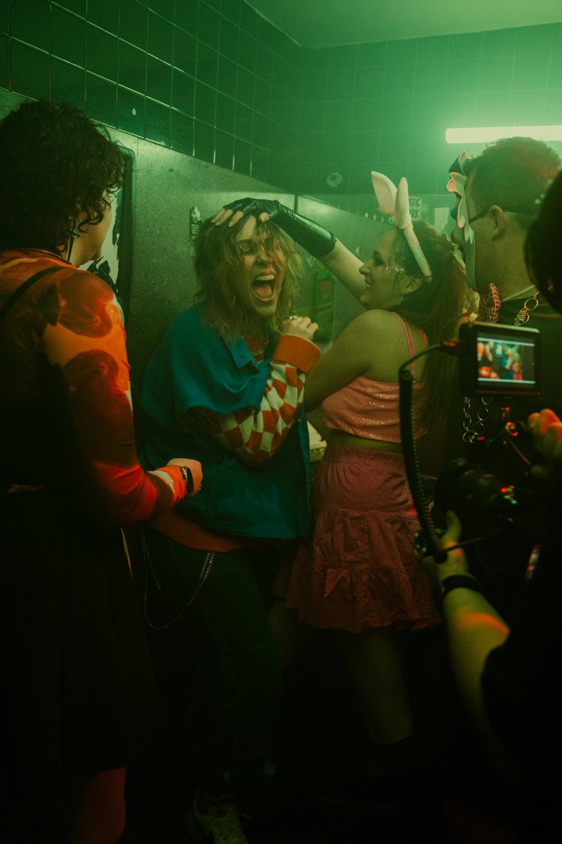 stand atlantic tweet media