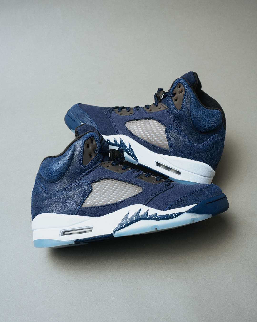 Jordan 5 hotsell tomorrow night