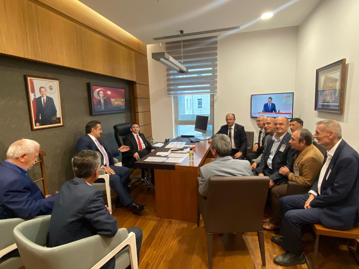 farukcelikcomtr's tweet photo. Türkiye Büyük Millet Meclisi nde Türkiye’nin dört bir tarafından yoğun ziyaretçi trafiği…
Hoşgeldiniz. https://t.co/fgOjzifUL9
