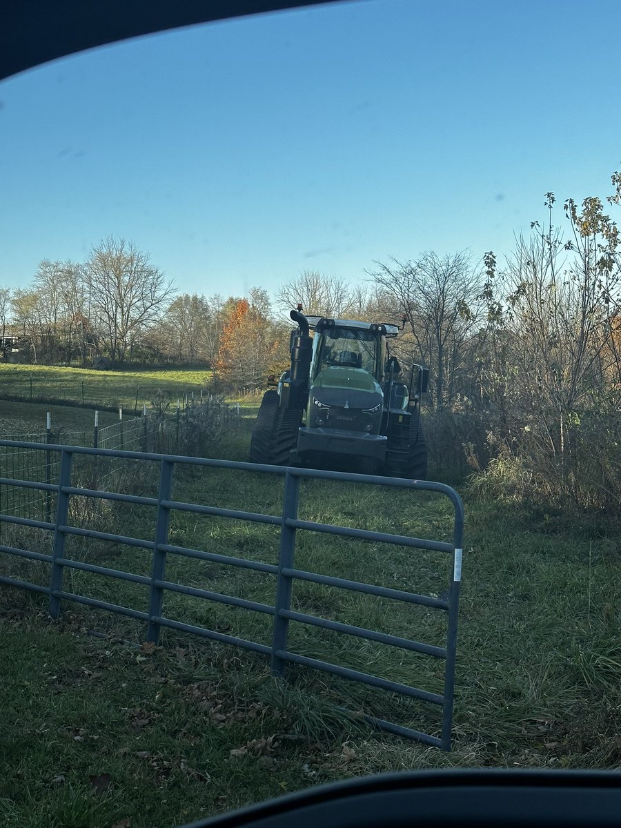 I drive by this thing every day for the last couple weeks in a pasture with no tillable ground around it. I feel like this screams.  “Don’t tell my wife” and someone’s slowly trying to break the news before the bank statement arrives.